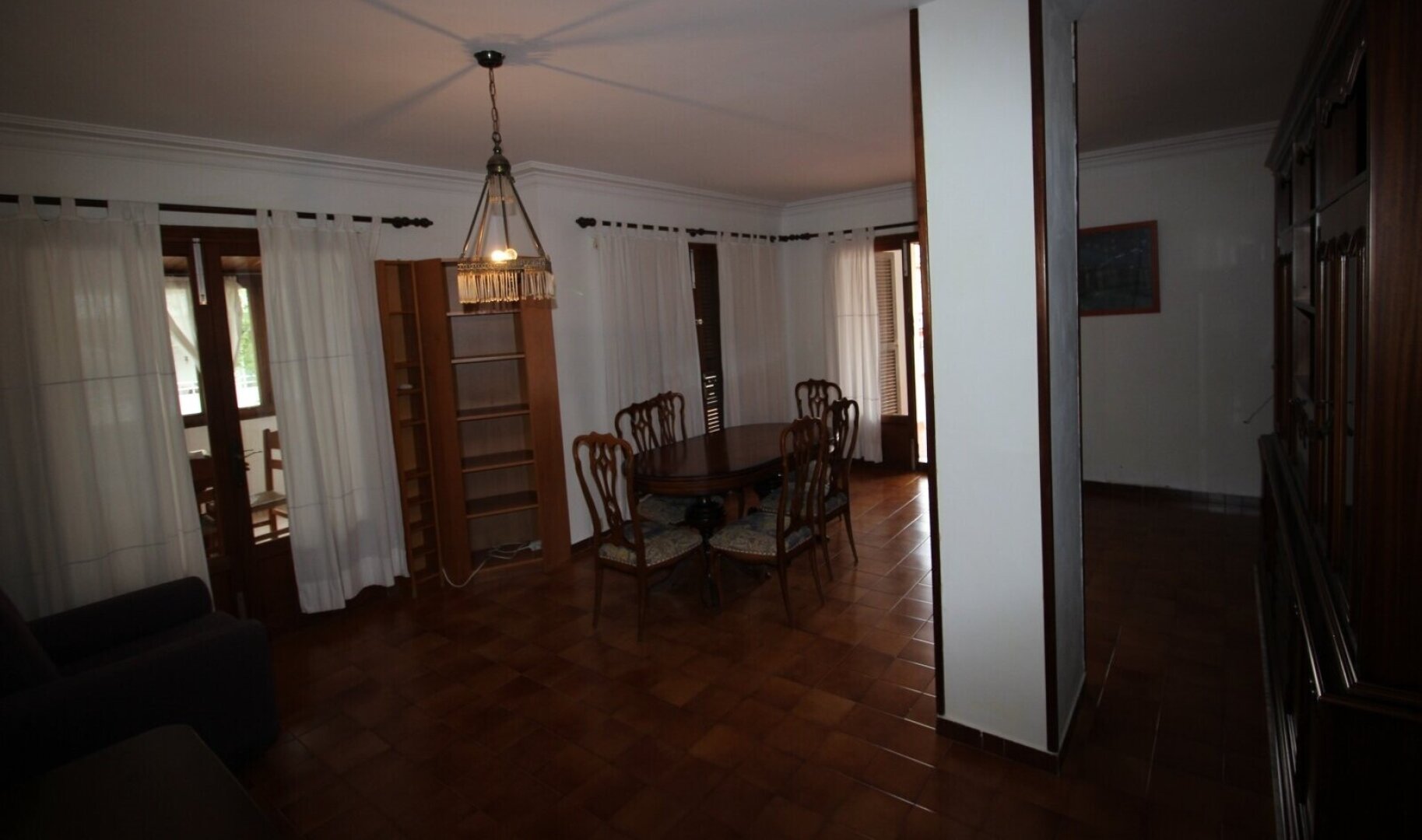 Strandnahe Meerblick Wohnung mit 3 Schlafzimmer und Mega- Terrasse  / Renovierungsbedürftig
