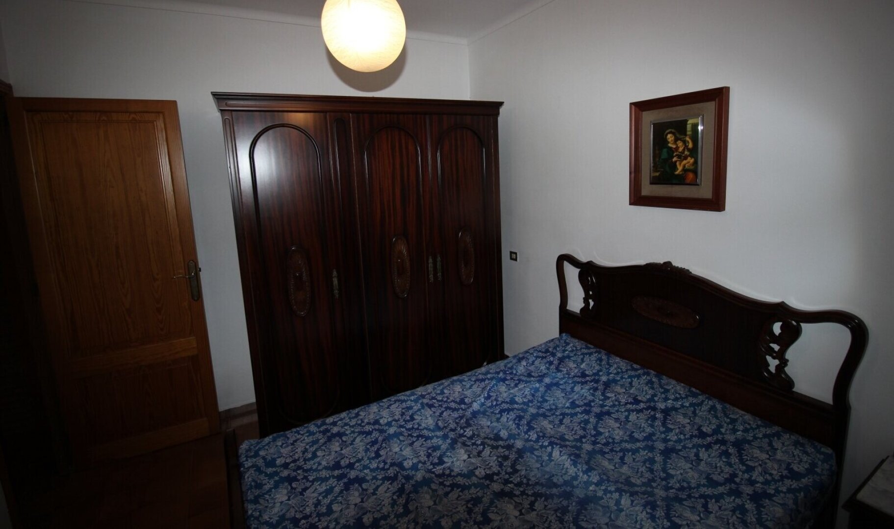 Strandnahe Meerblick Wohnung mit 3 Schlafzimmer und Mega- Terrasse  / Renovierungsbedürftig