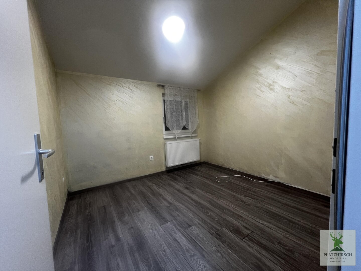 Preisschnäppchen Nähe Wien !! Schönes Eck-Reihenhaus mit 4 Zimmer