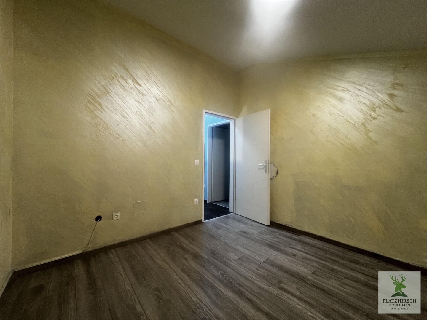 Preisschnäppchen Nähe Wien !! Schönes Eck-Reihenhaus mit 4 Zimmer