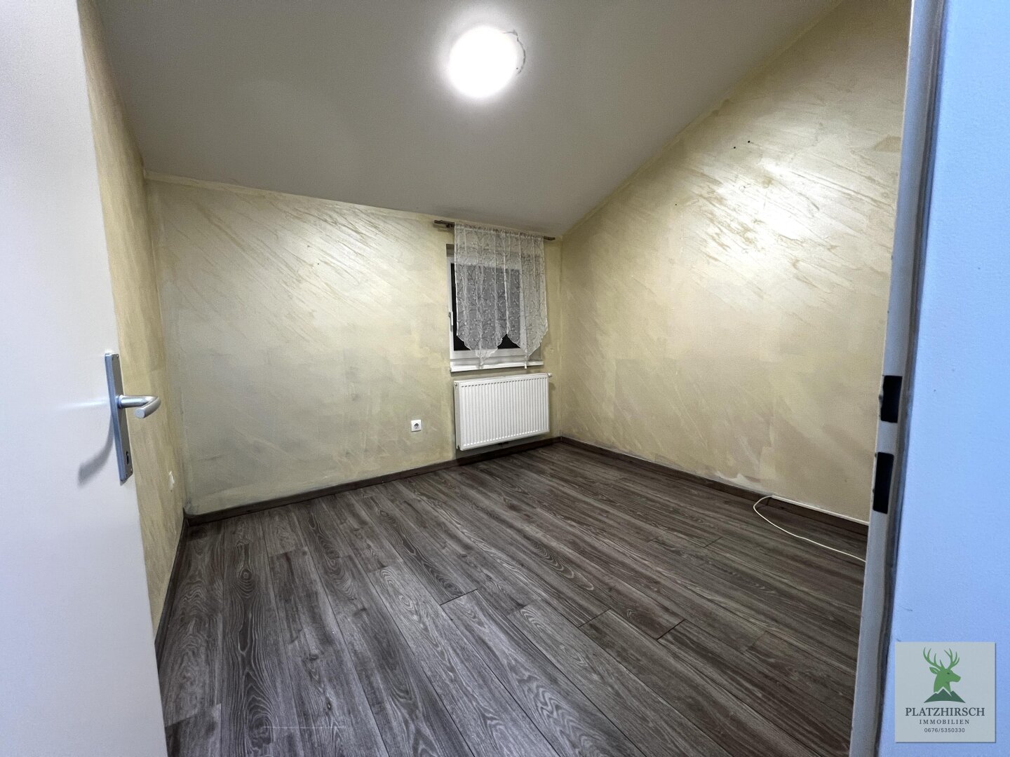 Preisschnäppchen Nähe Wien !! Schönes Eck-Reihenhaus mit 4 Zimmer