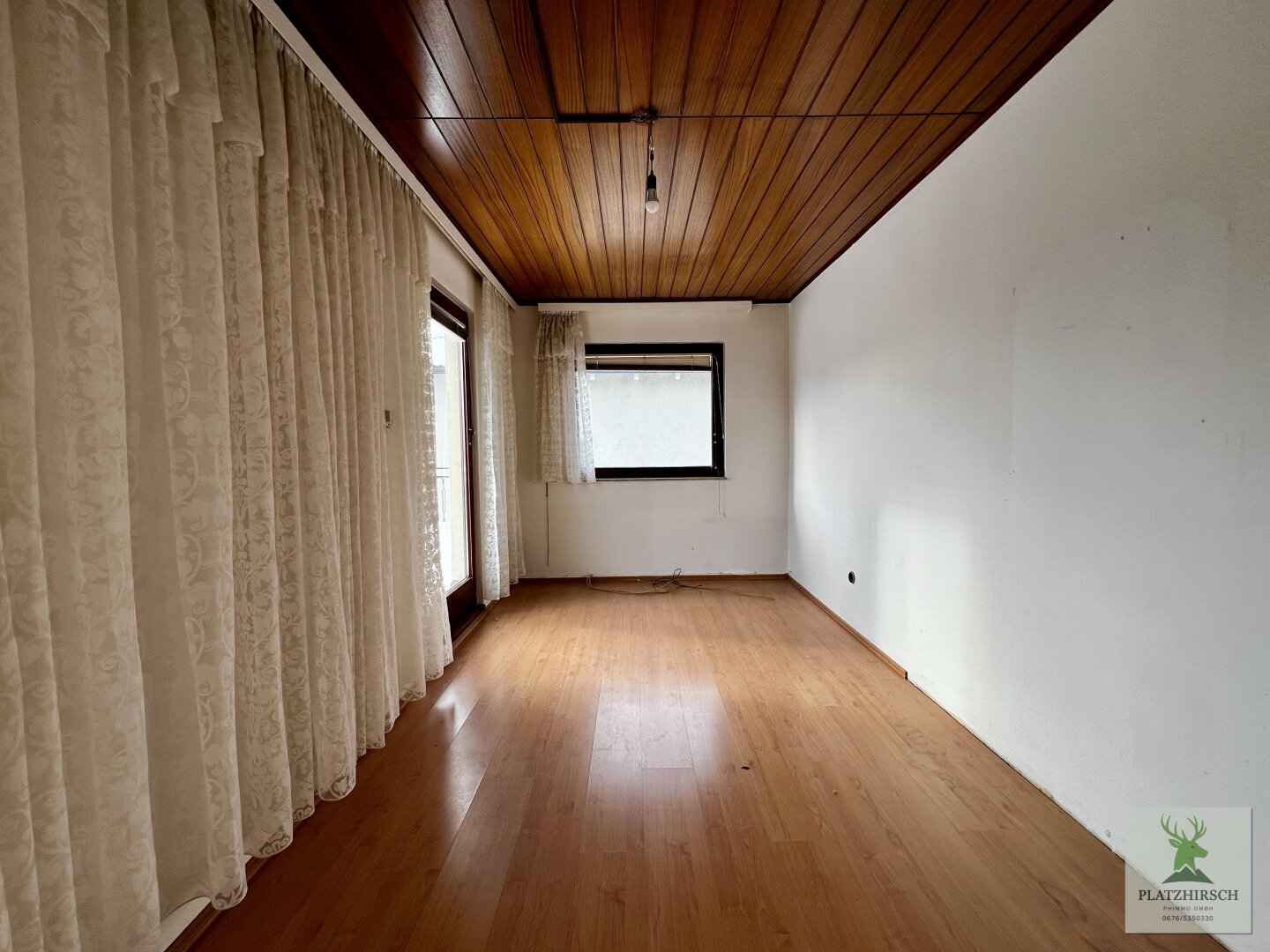 Toplage am Kirchenberg in Wolkersdorf !! Fertigteilhaus mit viel Potential und 365m2 Wohnnutzfläche
