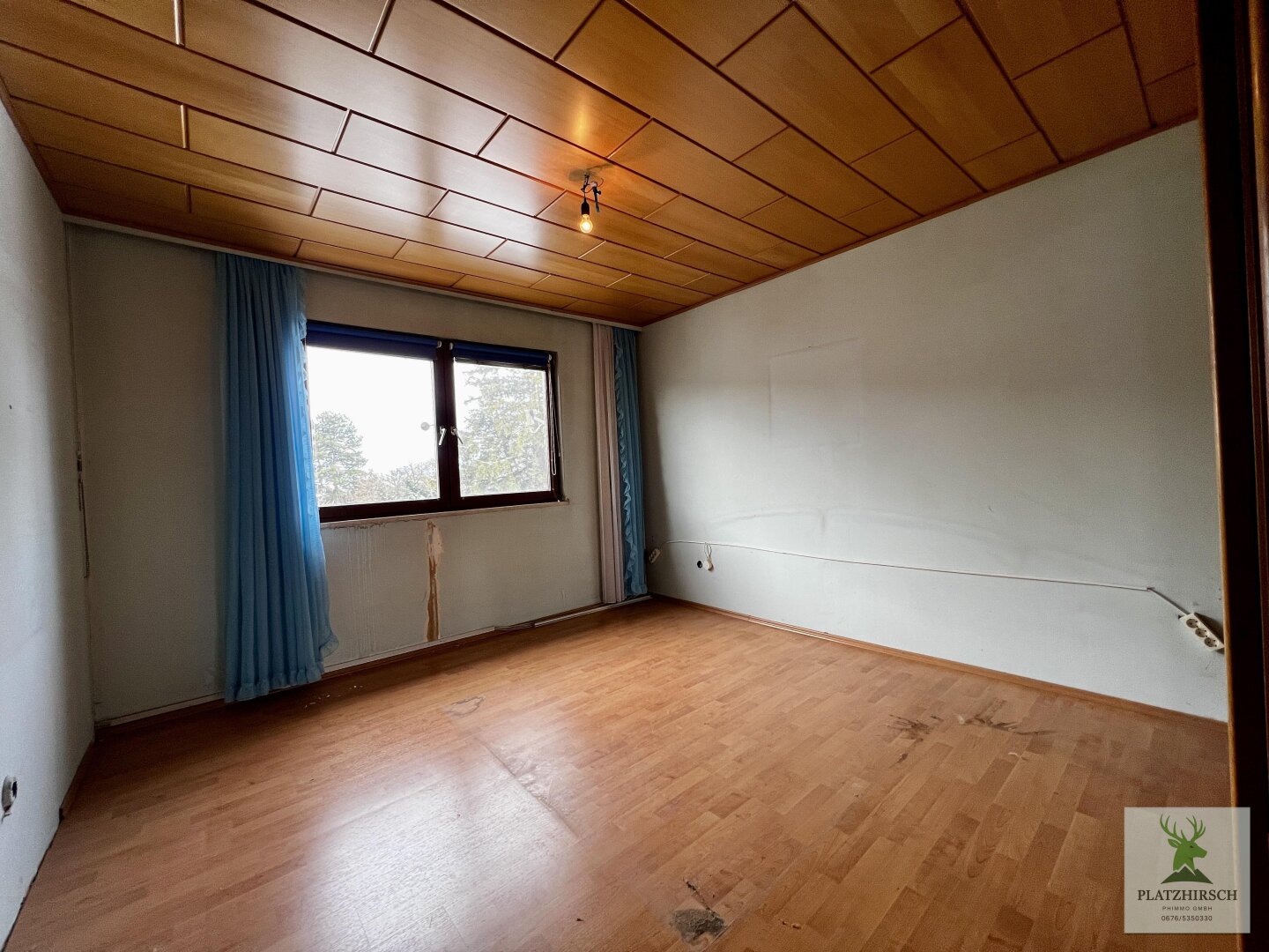 Toplage am Kirchenberg in Wolkersdorf !! Fertigteilhaus mit viel Potential und 365m2 Wohnnutzfläche