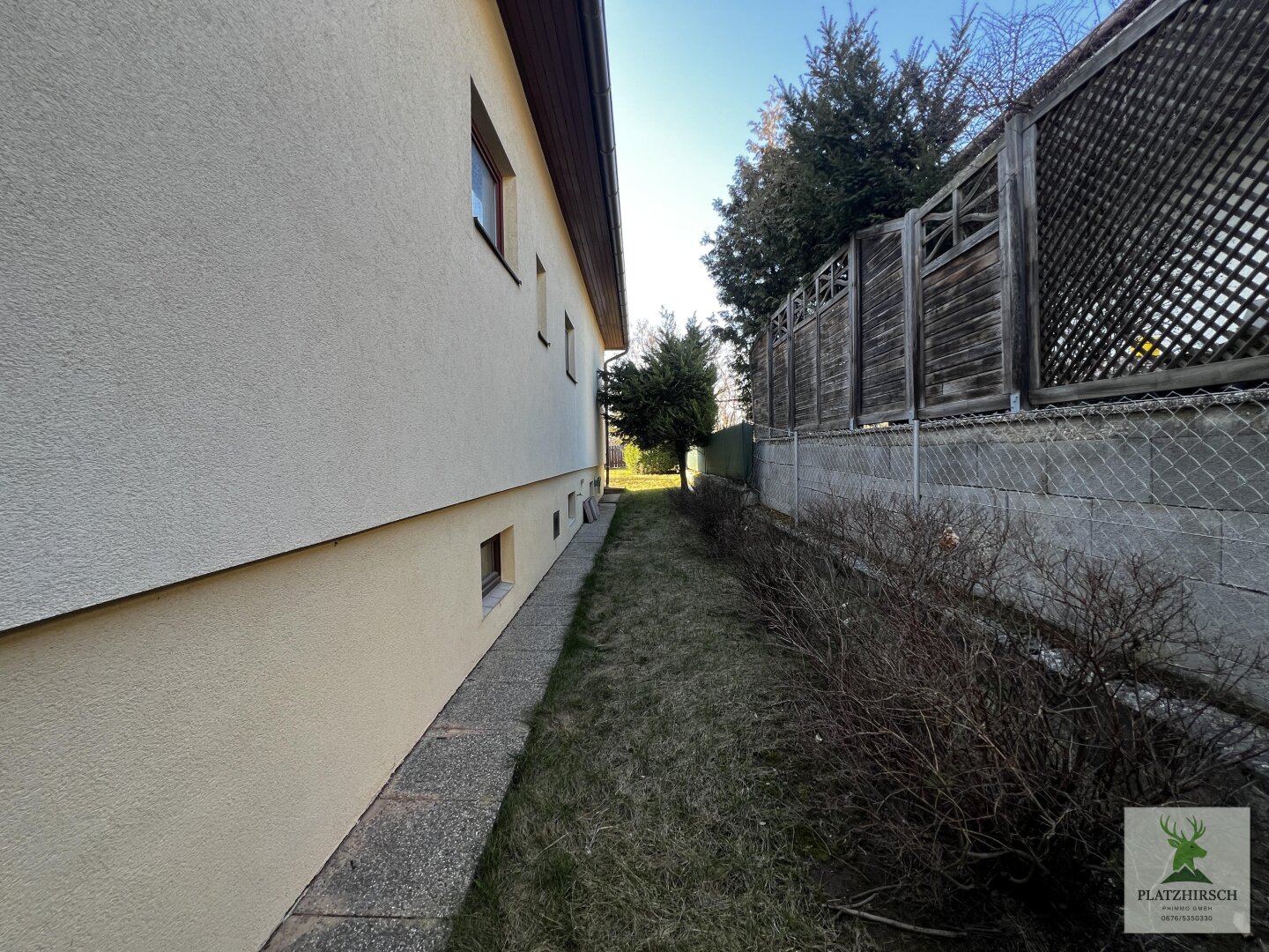 Toplage am Kirchenberg in Wolkersdorf !! Fertigteilhaus mit viel Potential und 365m2 Wohnnutzfläche