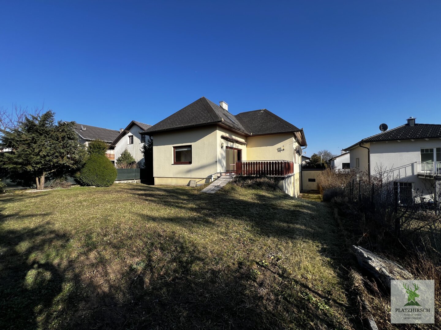 Toplage am Kirchenberg in Wolkersdorf !! Fertigteilhaus mit viel Potential und 365m2 Wohnnutzfläche