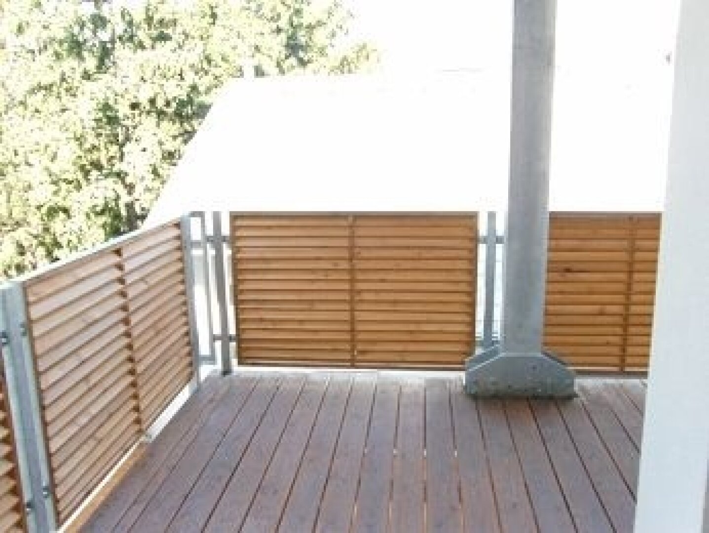 Traumhafte Terrassenwohnung in Wiener Neustadt - zentral wohnen, renoviert, mit moderner Einbauküche!