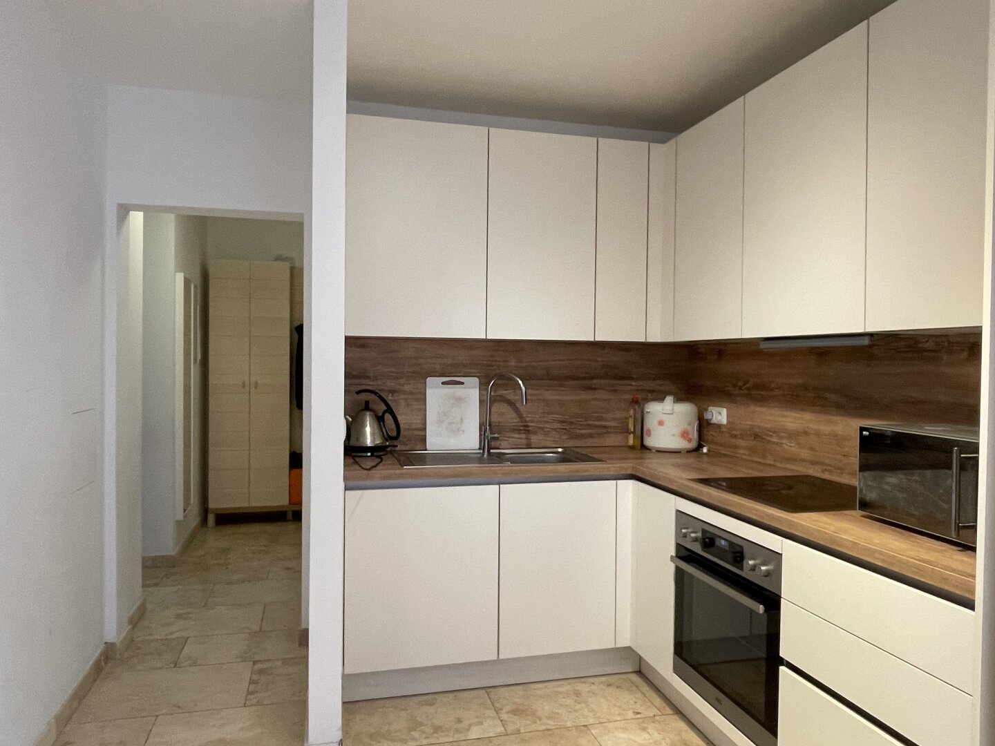 Exklusive und qualitativ hochwertige 3-Zimmer-Neubau mit zwei Balkon/Terrassen ab August 2026 zur Miete!