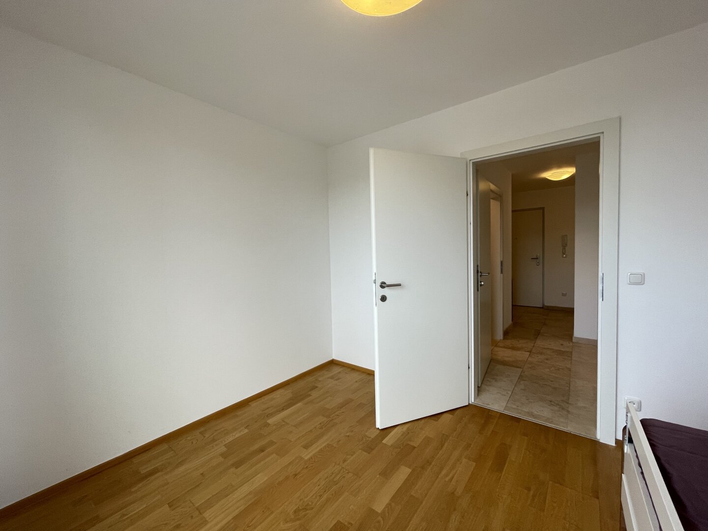 Exklusive und qualitativ hochwertige 3-Zimmer-Neubau mit zwei Balkon/Terrassen ab August 2026 zur Miete!