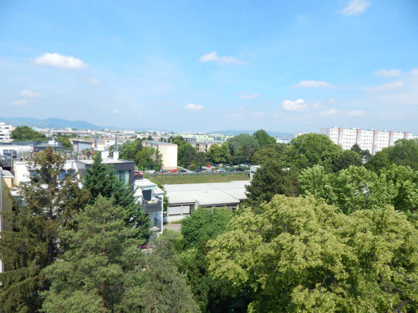 Exklusive und qualitativ hochwertige 3-Zimmer-Neubau mit zwei Balkon/Terrassen ab August 2026 zur Miete!