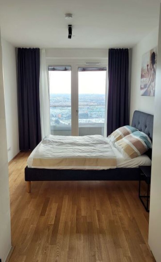 Apartment mit Designermöbeln + WEITBLICK & Pool, Sauna, Fitness und vielen Extras!
