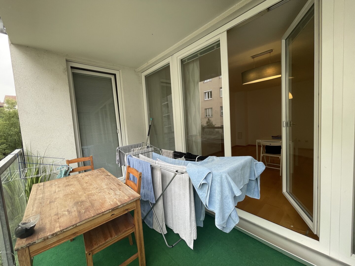 Rembrandtstraße: teilmöblierte 2 Zimmer mit Loggia (ab 01.08.2026) nahe Augarten / Taborstraße!