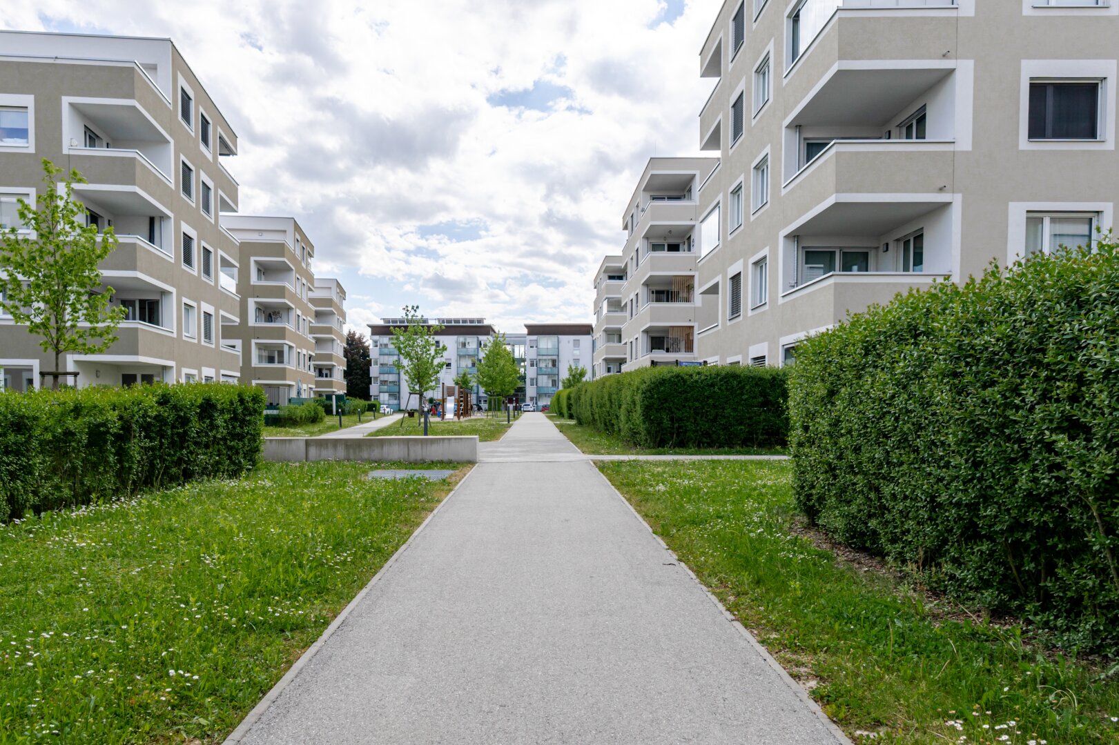 Komfortable 4-Zimmer-Wohnung · Einfach einziehen, einfach leben