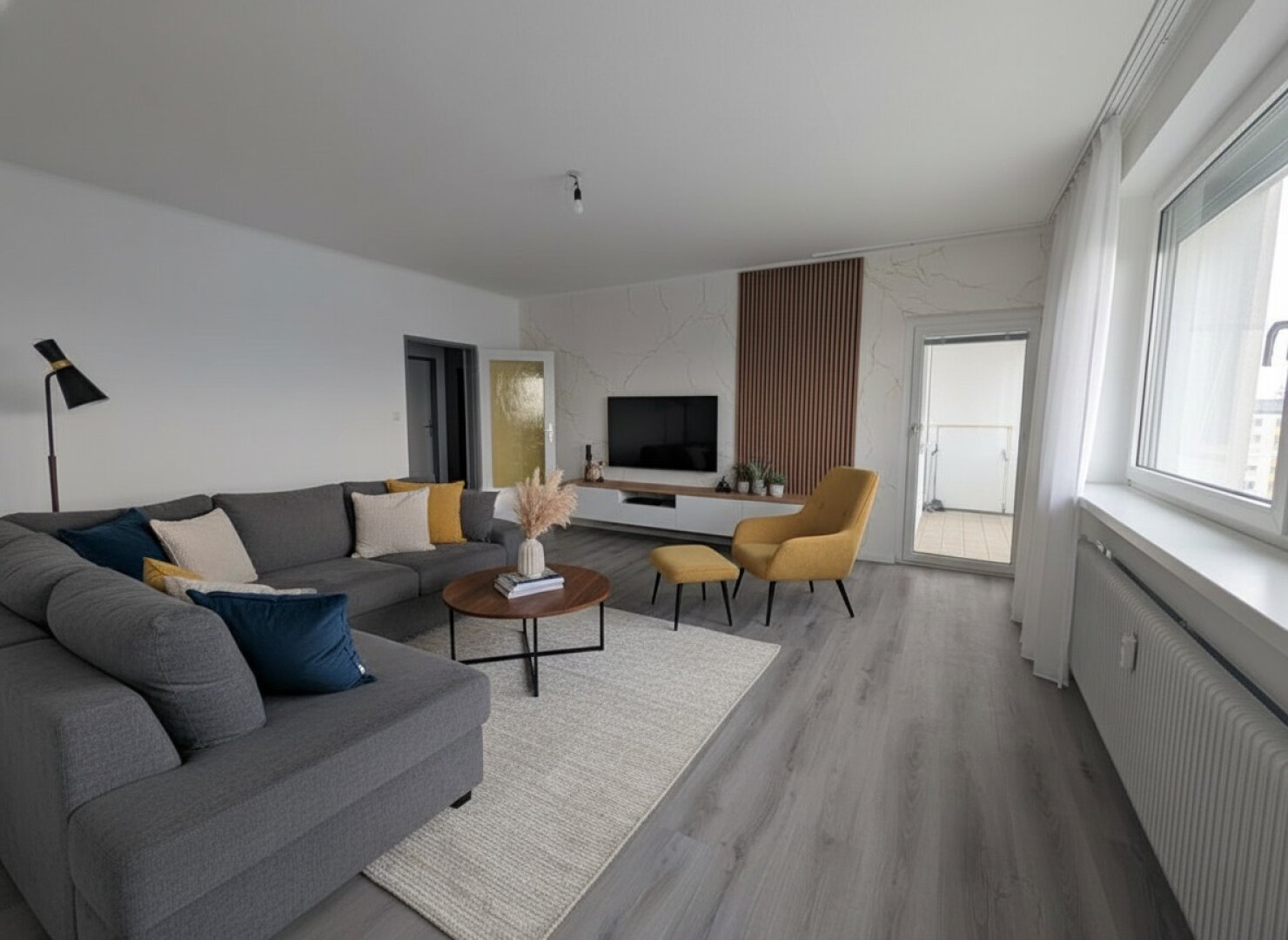Moderne 3 Zimmer Wohnung in Wels, vollrenoviert mit Balkon und Stellplatz, 205.000 € Mietkauf möglich!
