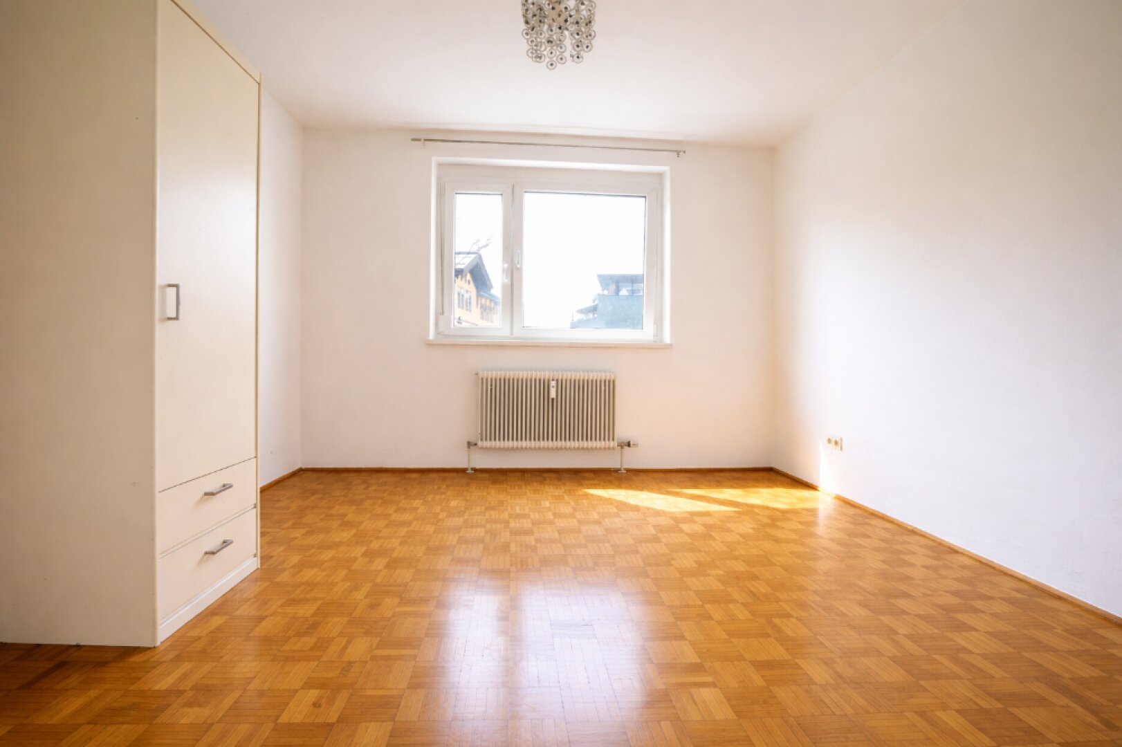 Aigen/Parsch: Zentrale und großzügige 2-Zimmer Wohnung mit Loggia