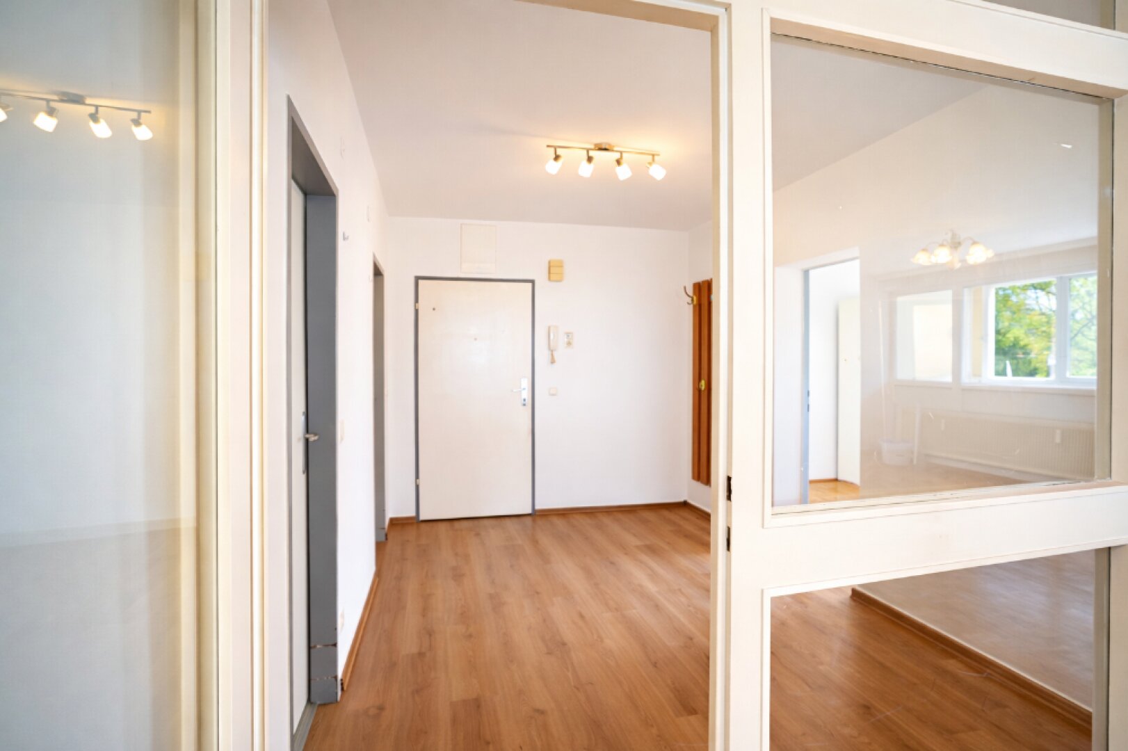 Aigen/Parsch: Zentrale und großzügige 2-Zimmer Wohnung mit Loggia
