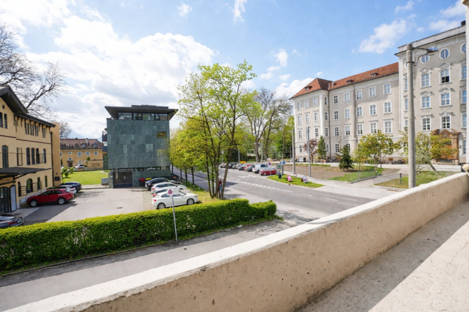 Aigen/Parsch: Zentrale und großzügige 2-Zimmer Wohnung mit Loggia