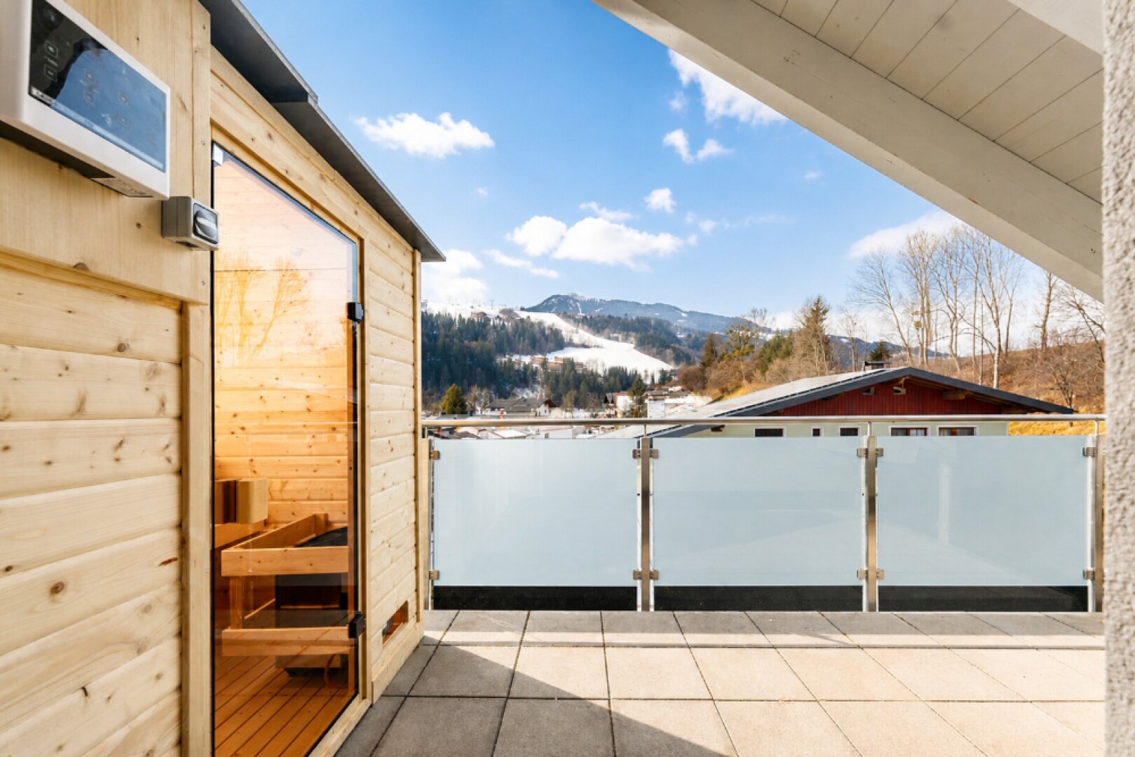 Exklusives Apartmenthaus mit 3 Wohnungen in Schladming: "Zahl eins - nimm drei!"