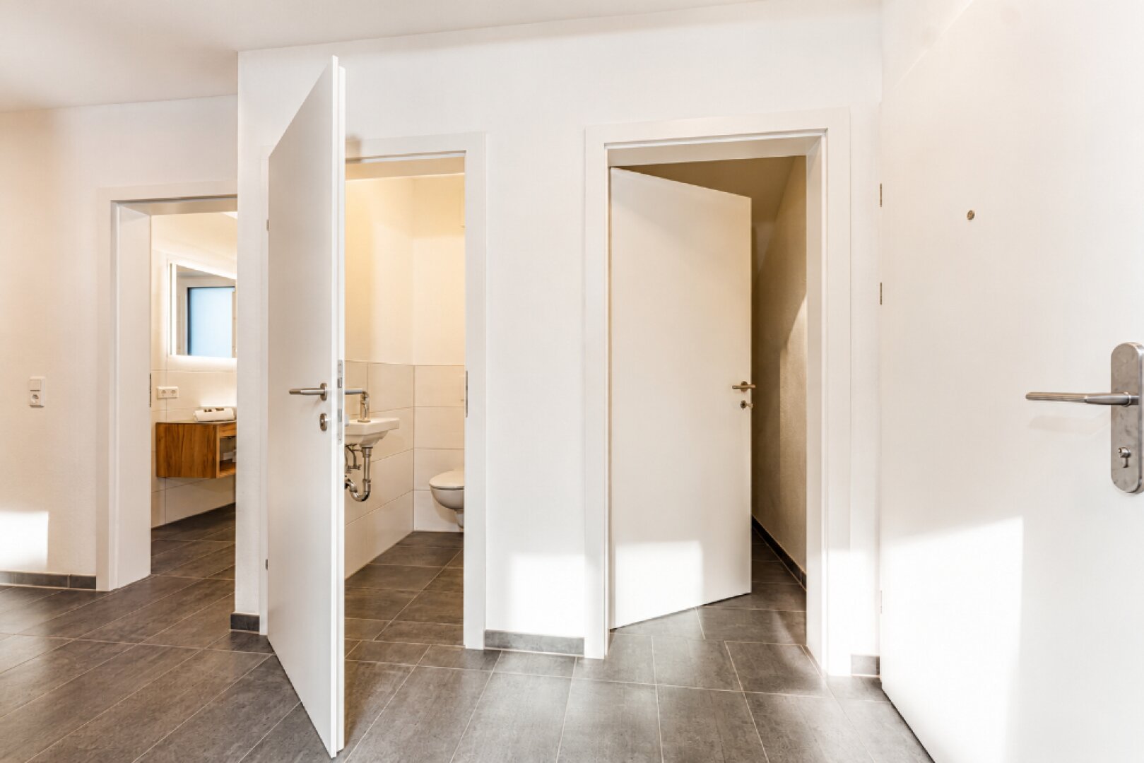 Exklusives Apartmenthaus mit 3 Wohnungen in Schladming: "Zahl eins - nimm drei!"