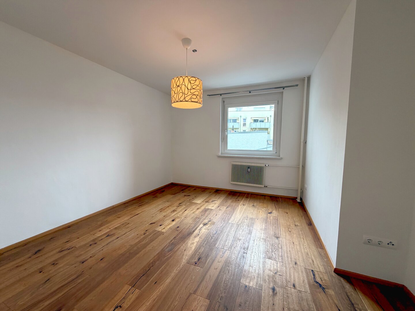 Neuwertige 3-Zi-Wohnung in Graz mit Loggia, Stellplatz & Südbalkon