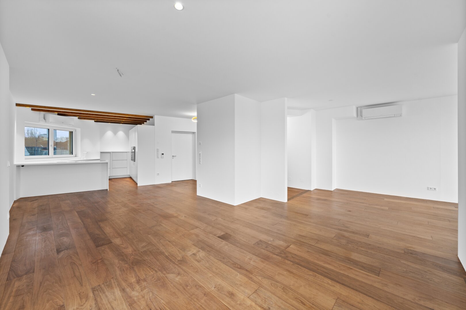 Exklusive Dachgeschoßwohnung mit Rooftop-Pool, Panorama-Terrassen, Sauna & spektakulärem Wienblick