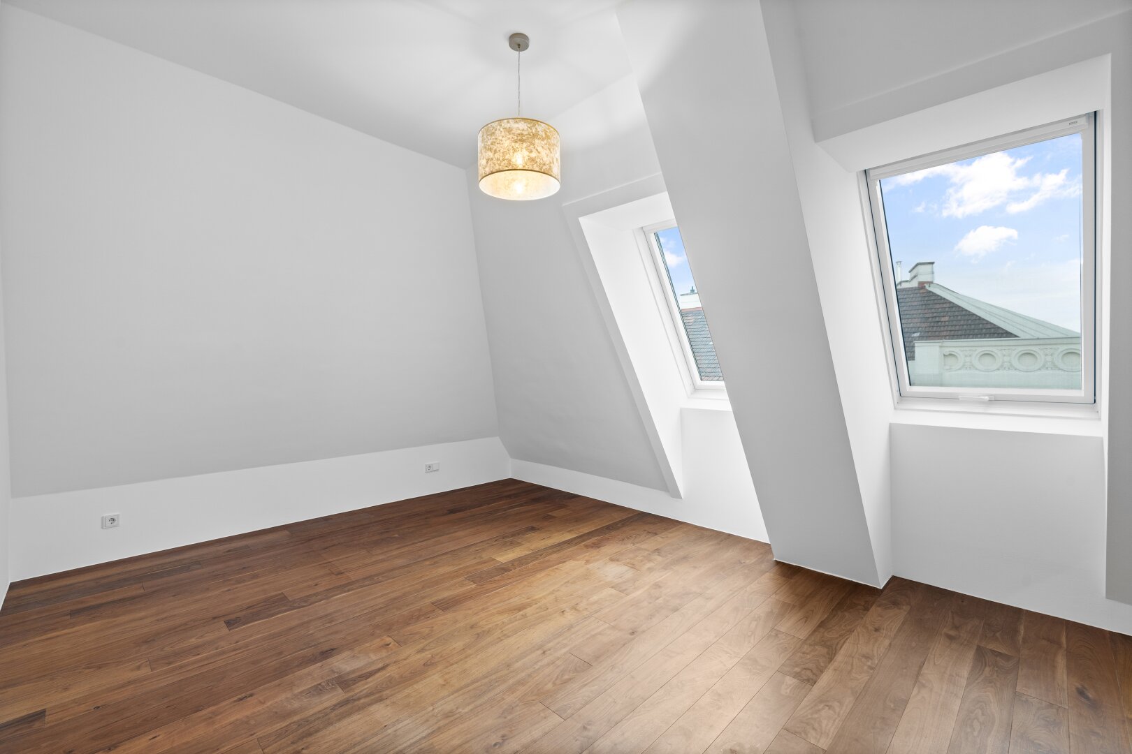 Exklusive Dachgeschoßwohnung mit Rooftop-Pool, Panorama-Terrassen, Sauna & spektakulärem Wienblick