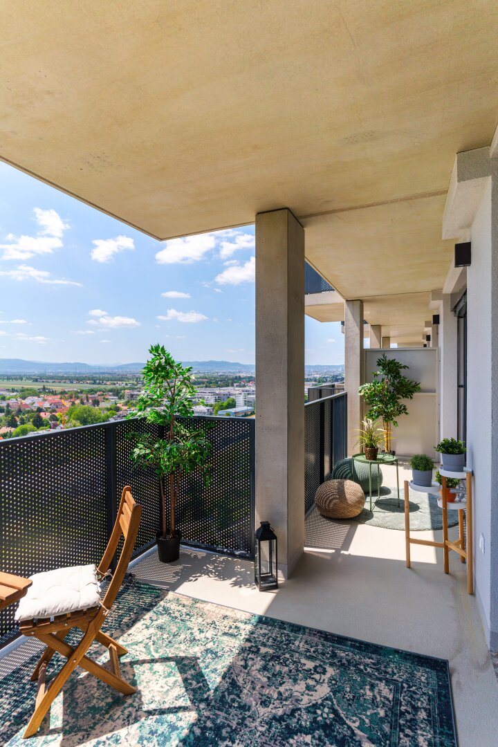 All inclusive mit Riesenbalkon!!! Strom, Heizung, Fitnessraum, Internet + TV und Concierge inklusive!