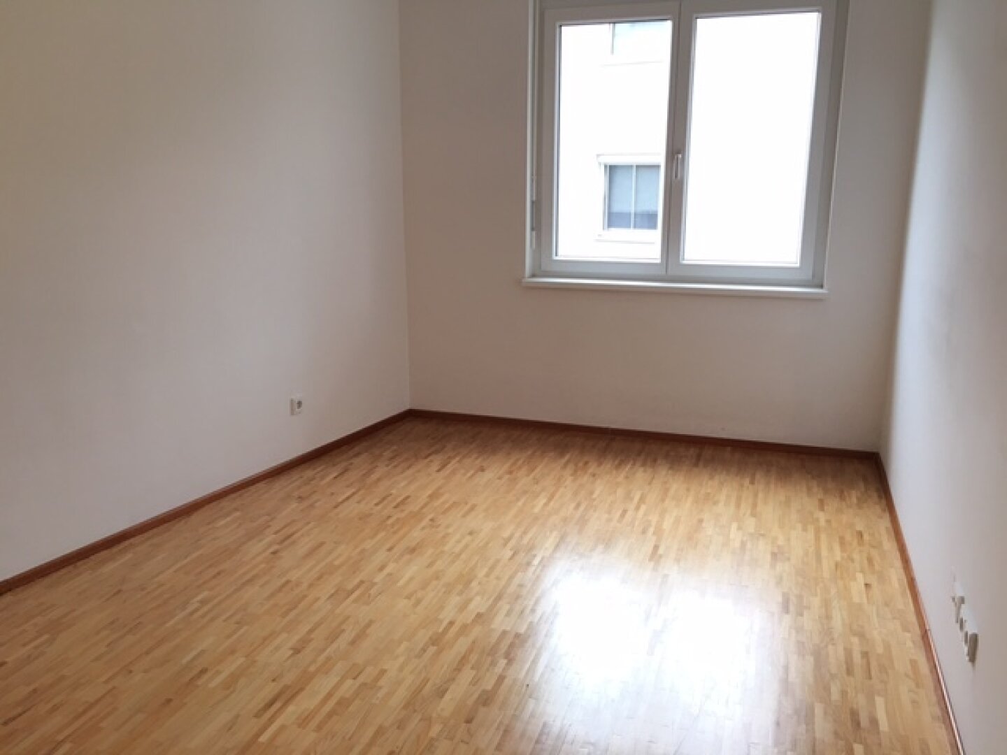 Charmante 2-Zimmer-Wohnung mit Balkon & Stellplatz in 1190 Wien, 57m², 4. Etage!