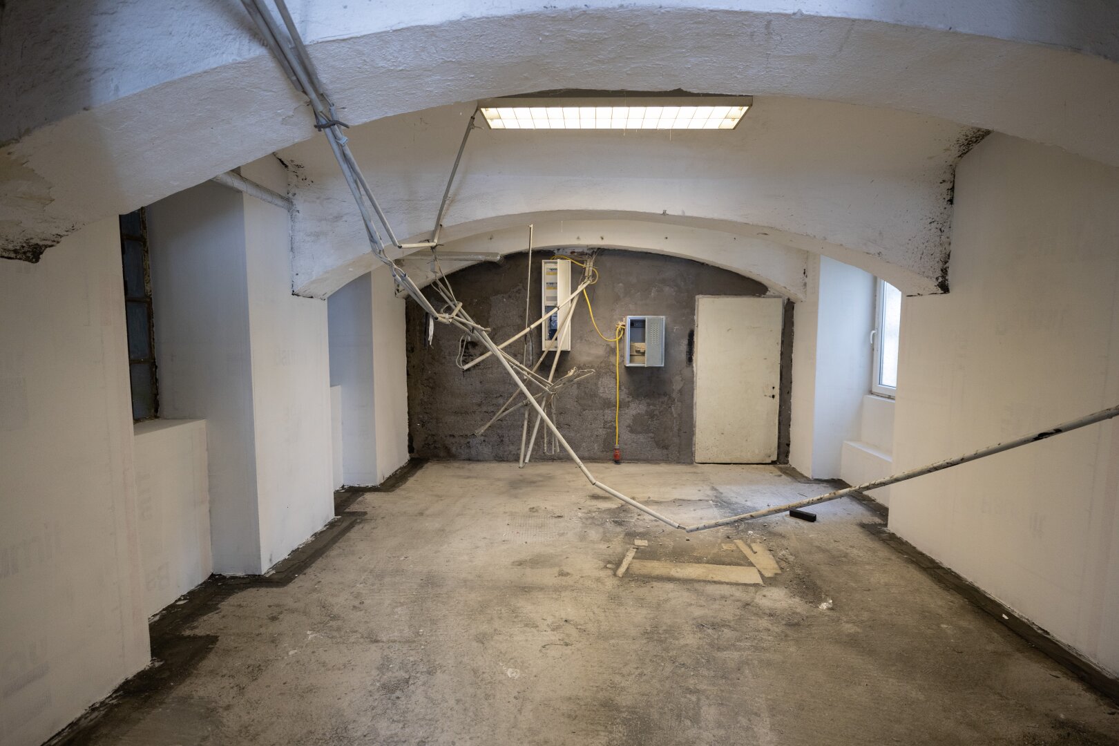 Urbanes Juwel mit Gewölbe-Charme: 208 m² Potenzial nahe Mariahilfer Straße