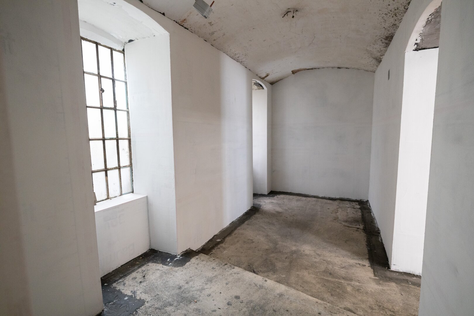 Urbanes Juwel mit Gewölbe-Charme: 208 m² Potenzial nahe Mariahilfer Straße