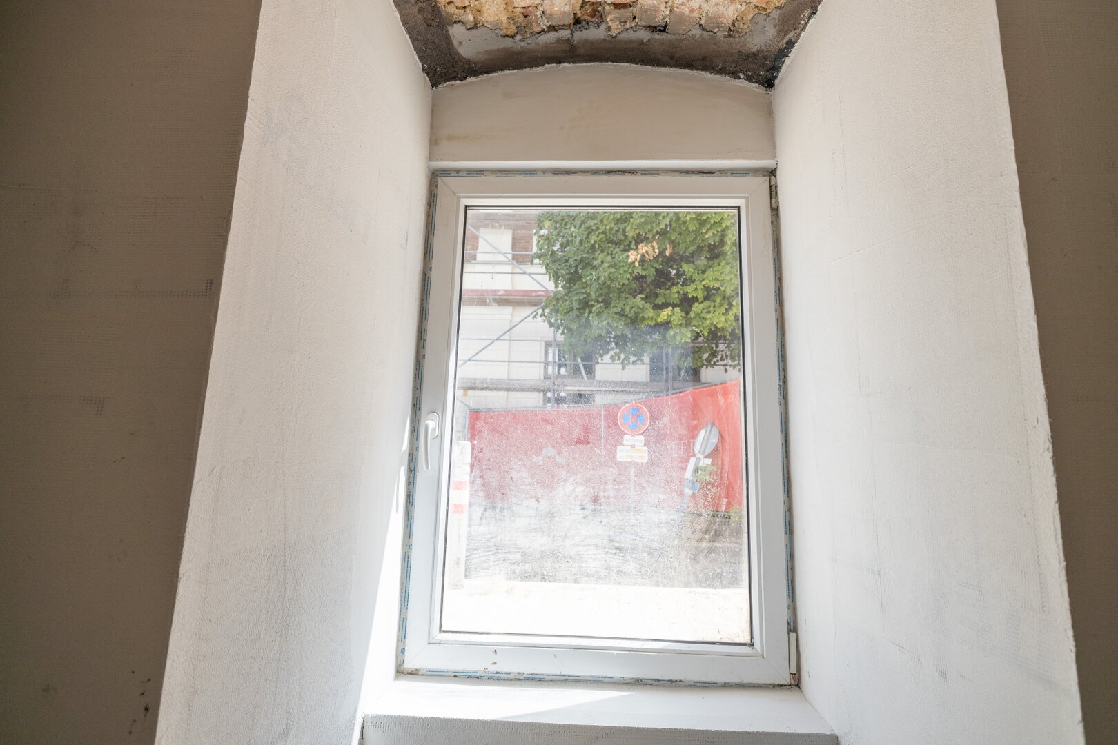 Urbanes Juwel mit Gewölbe-Charme: 208 m² Potenzial nahe Mariahilfer Straße