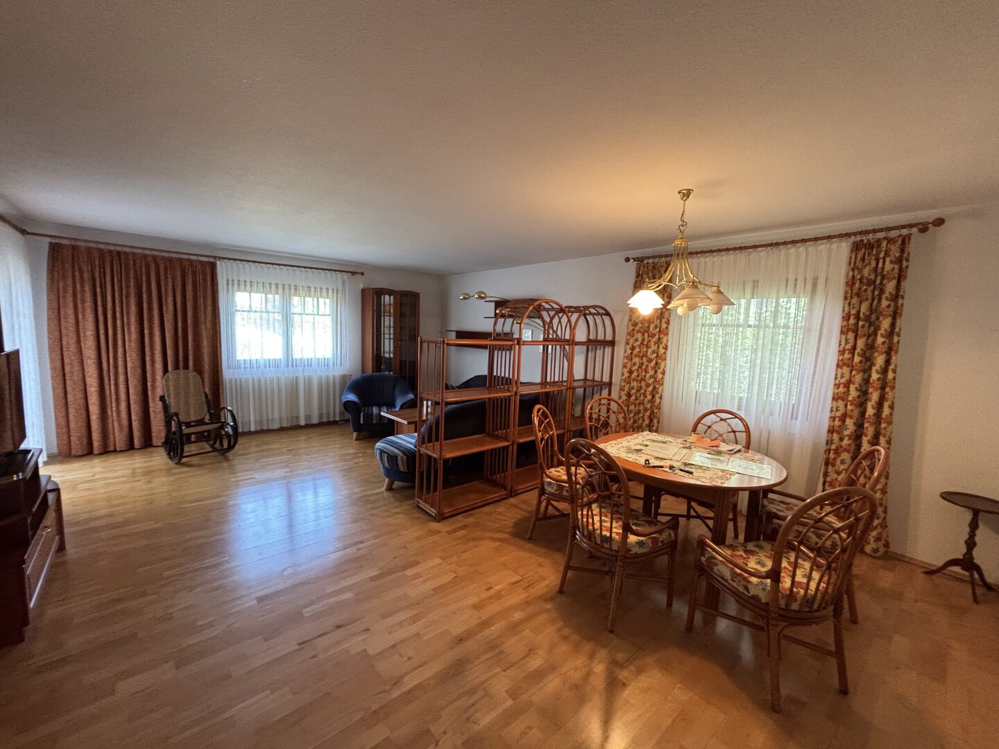 Charmanter Bungalow mit 3 Zimmern im idyllischen Illmitz auf 992 m² Eigengrund!
