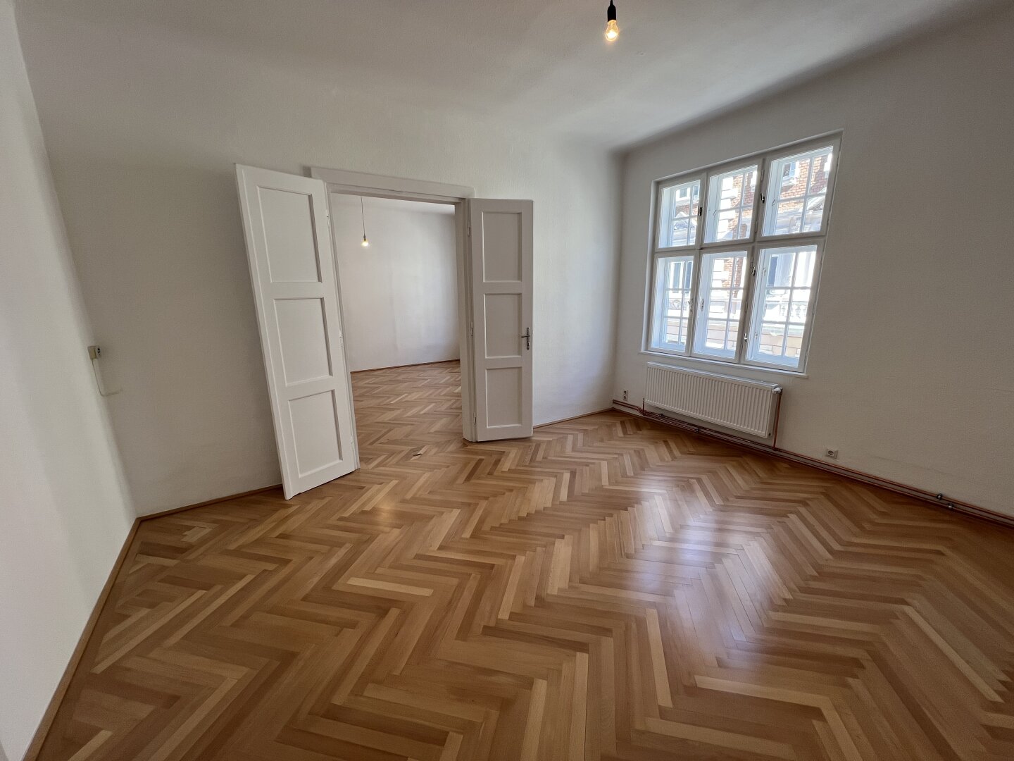 Erstbezug nach Renovierung! Altbauwohnung mit 90m2 in bester Lage!