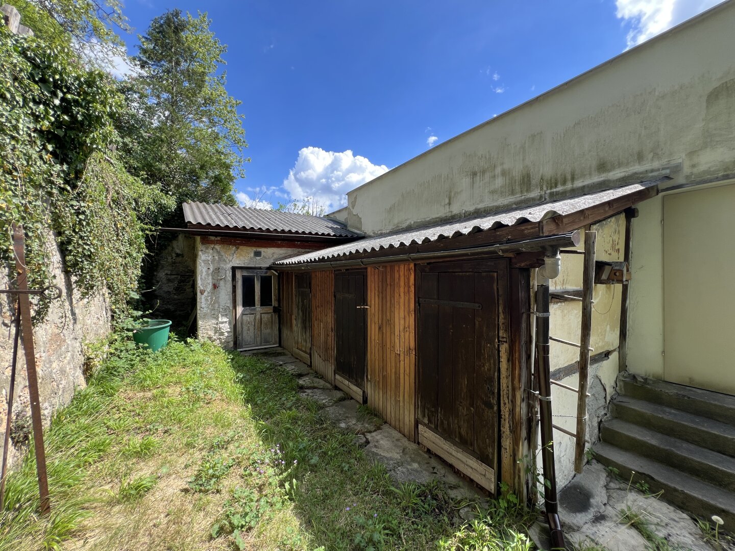 Schlossblick! Charmantes Einfamilienhaus in Gloggnitz am Silbersberg!!
