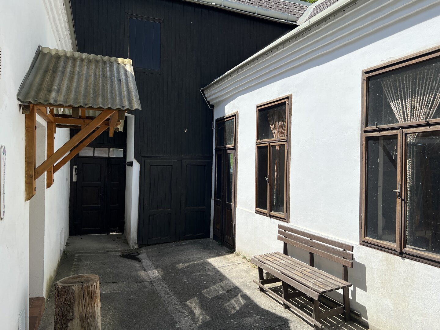 Schlossblick! Charmantes Einfamilienhaus in Gloggnitz am Silbersberg!!