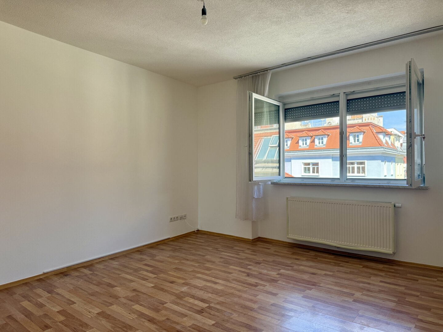 Domblick – helle 3Z-Wohnung auf ca. 82m² Wfl. inkl. anmietbarem Parkplatz zu kaufen!