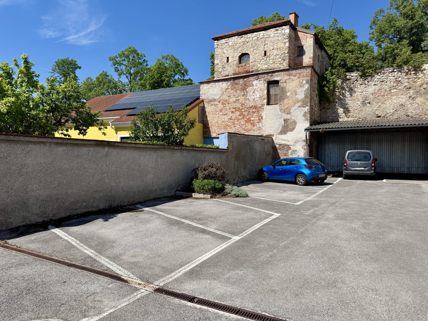 Domblick – helle 3Z-Wohnung auf ca. 82m² Wfl. inkl. anmietbarem Parkplatz zu kaufen!
