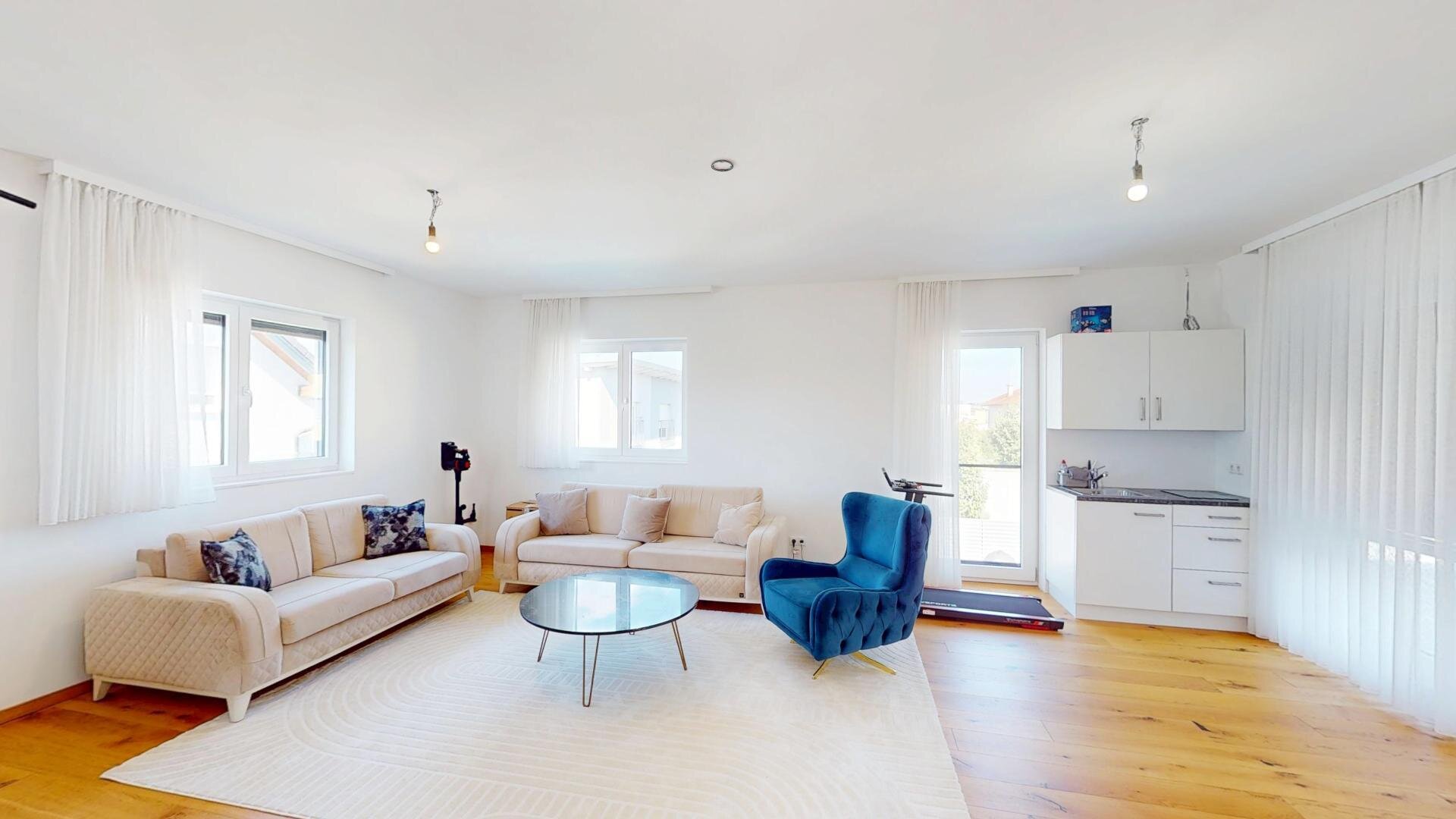 Wohnzimmer Küche OG