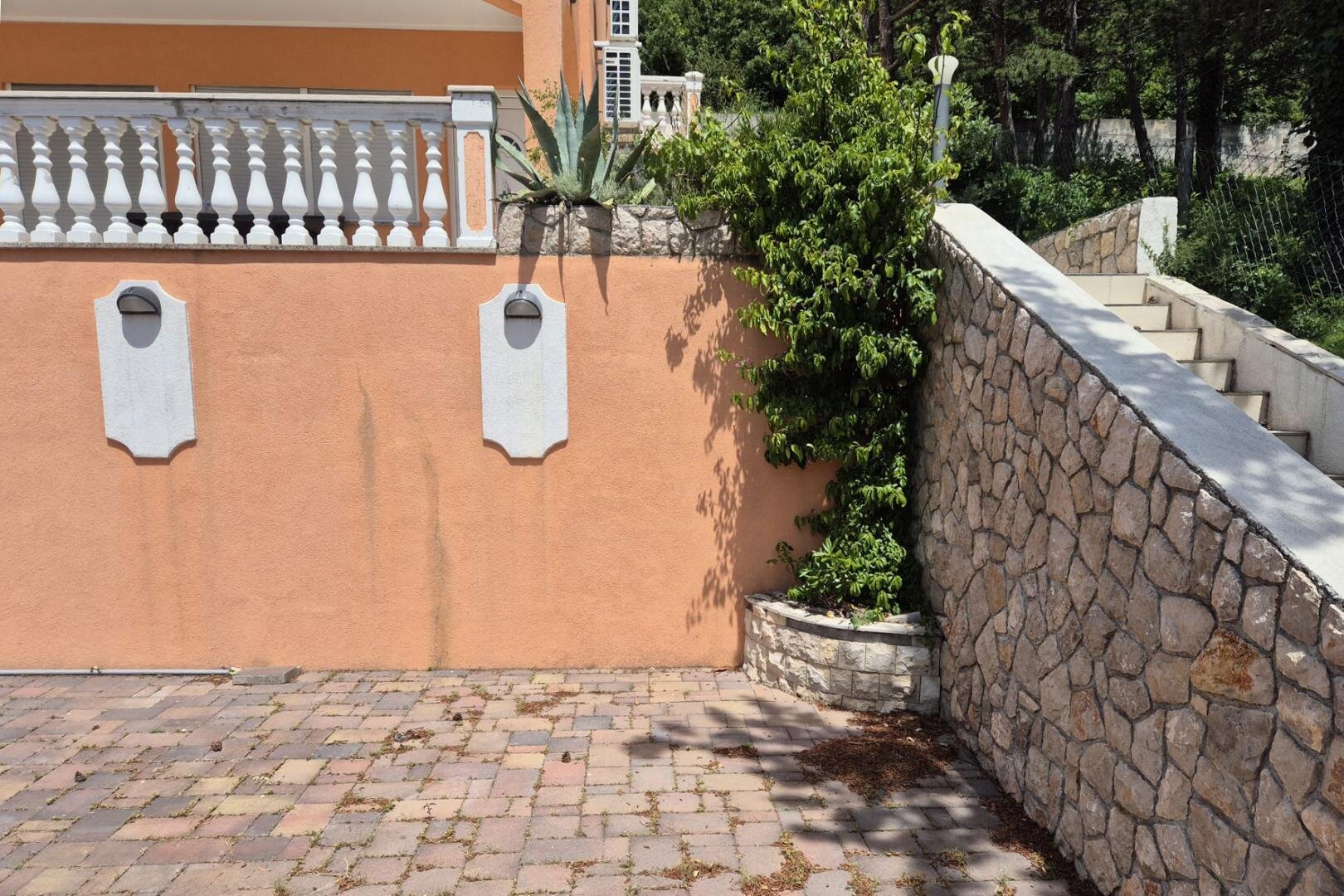 01 Eigener Parkplatz