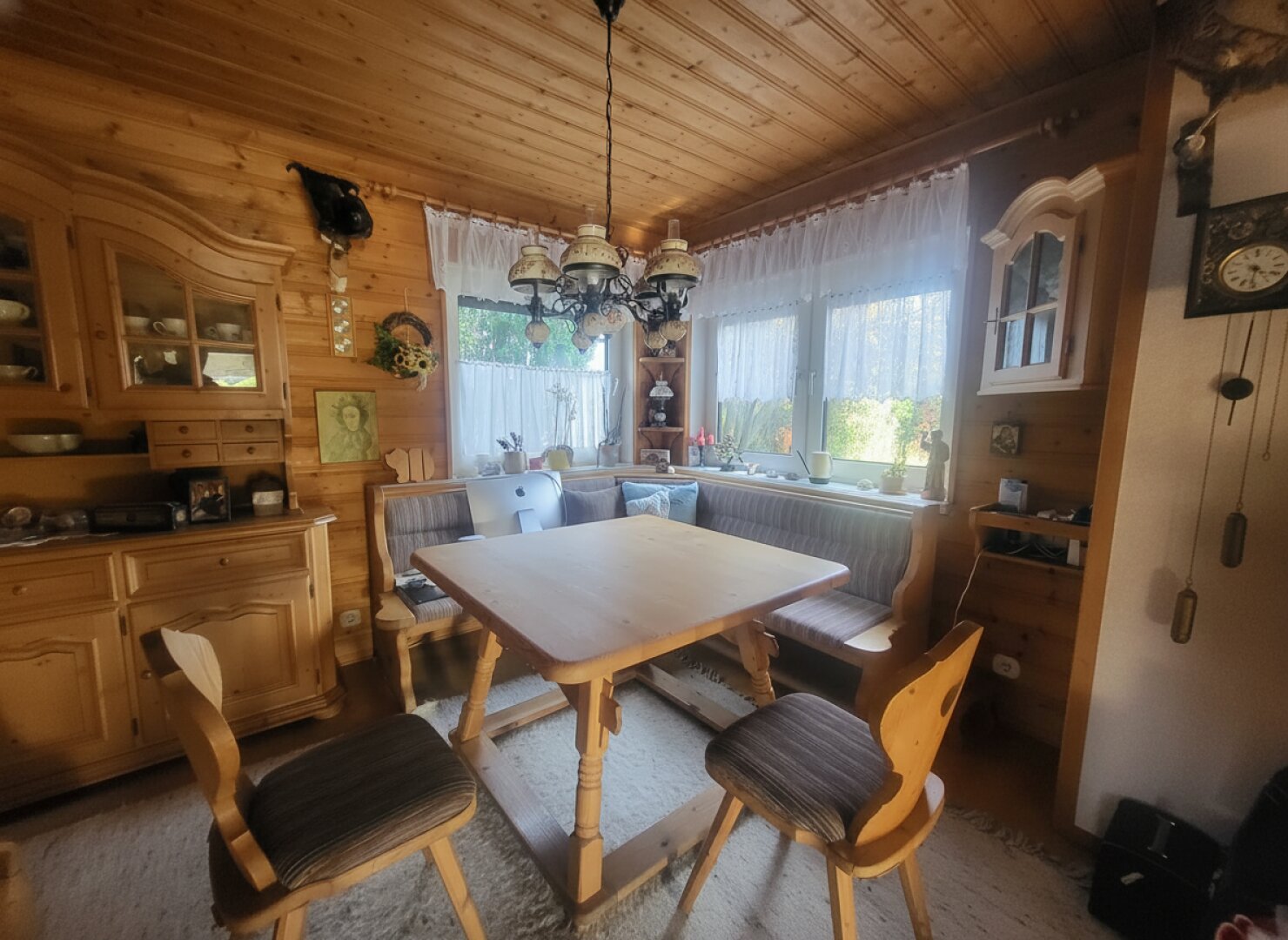 Wer küsst mich wach?