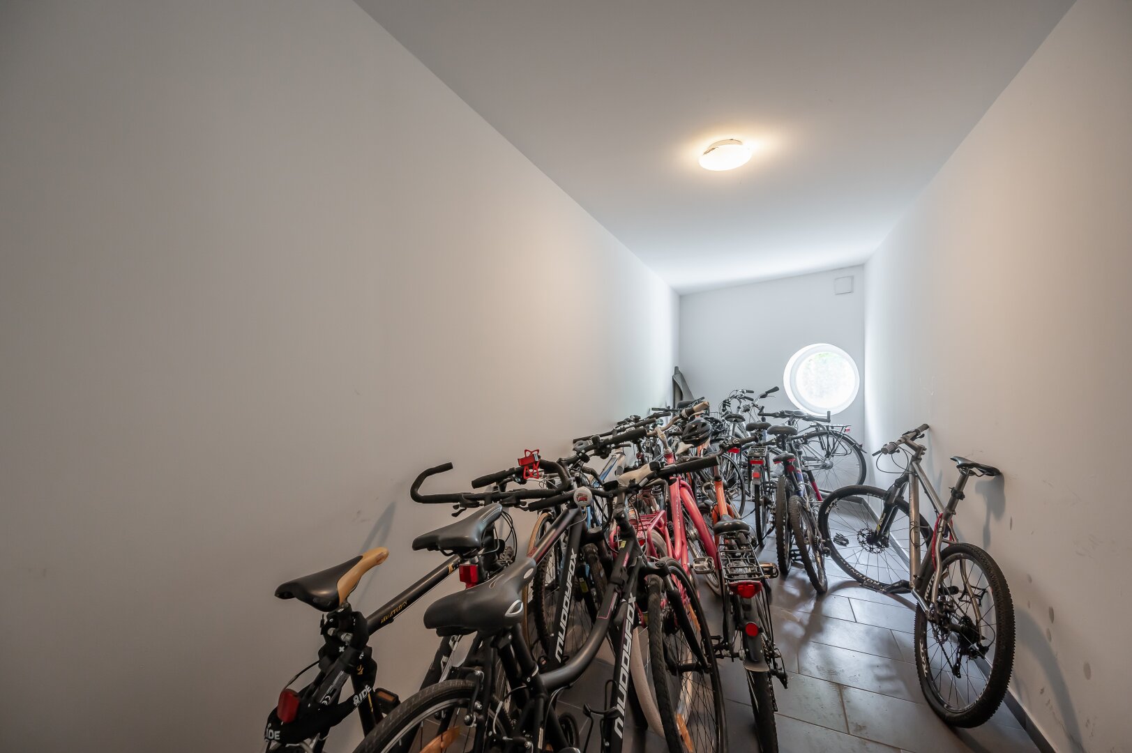 Fahrradabstellraum
