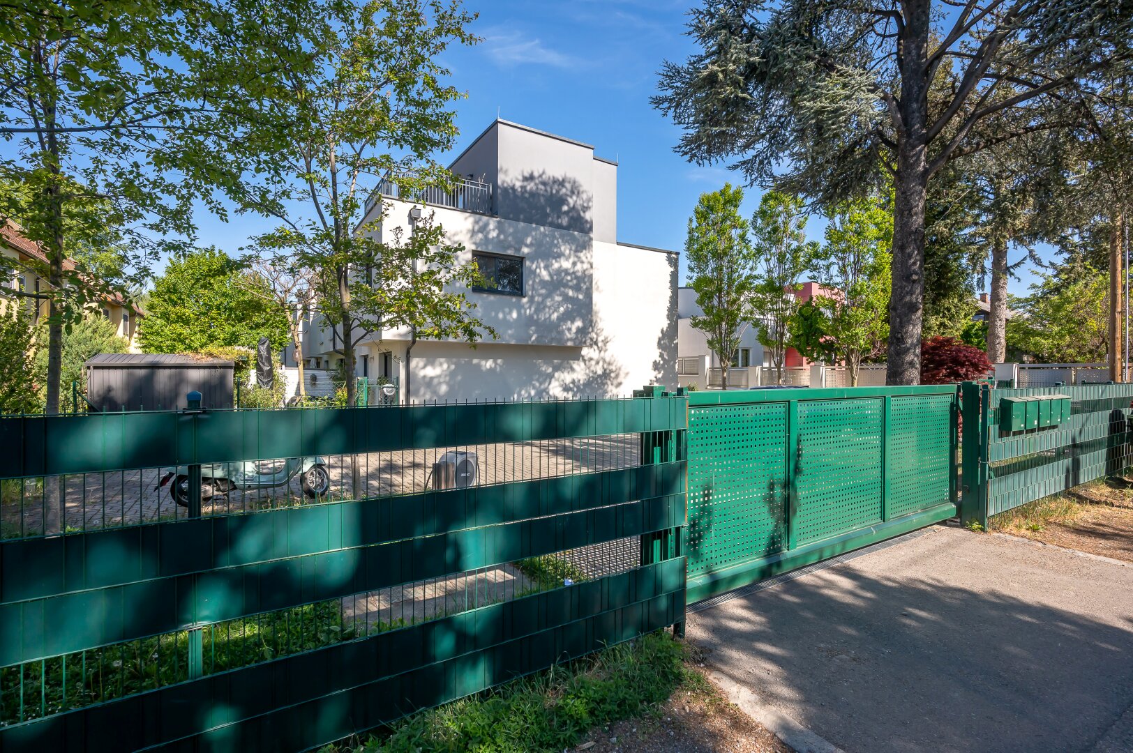 Viel Platz für die ganze Familie 194 m² NFL | eigener Garten | eigener KFZ Abstellplatz | ruhige Lage | Dachterrasse