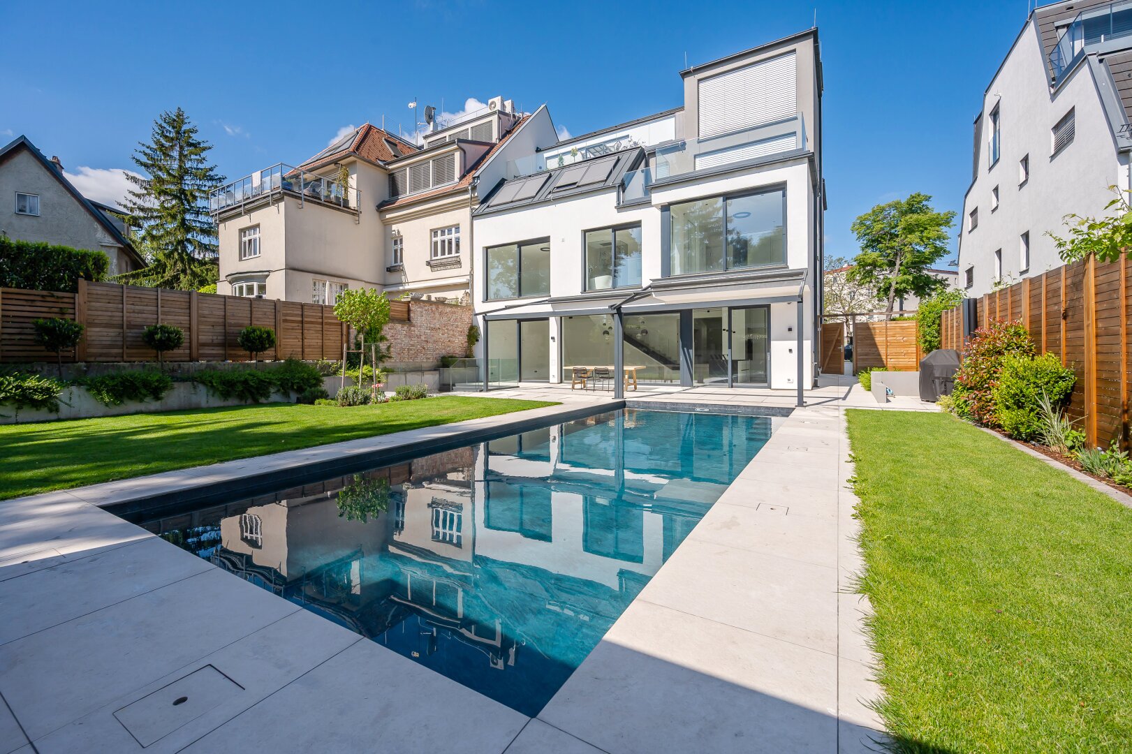 Poolansicht