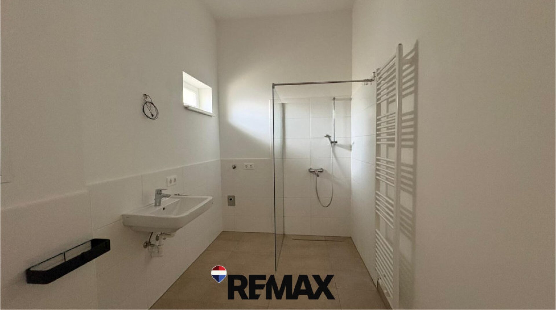 Neuwertige 2-Zimmer-Wohnung mit Terrasse in Roitham am Traunfall zu mieten!