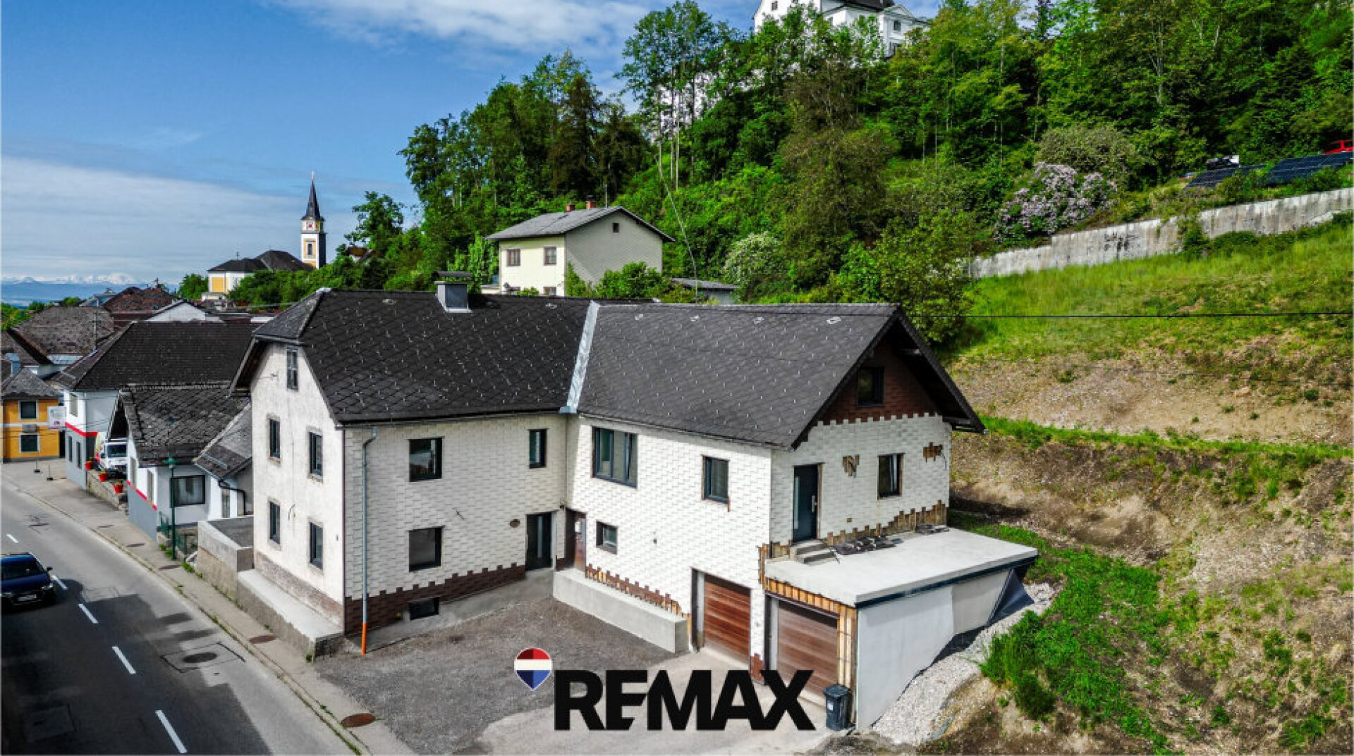 Mehrparteienwohnhaus mit 3 getrennten Wohneinheiten & Panoramaaussicht in Wolfsegg am Hausruck
