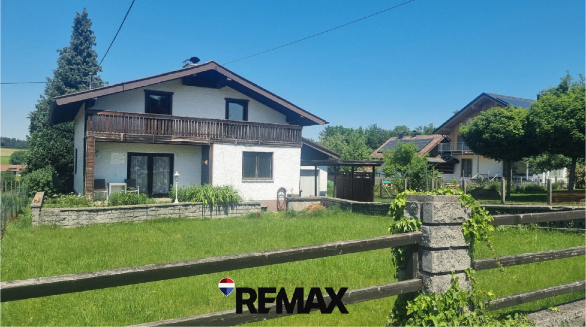 Charmantes Einfamilienhaus mit großem Potenzial in Seenähe am Attersee