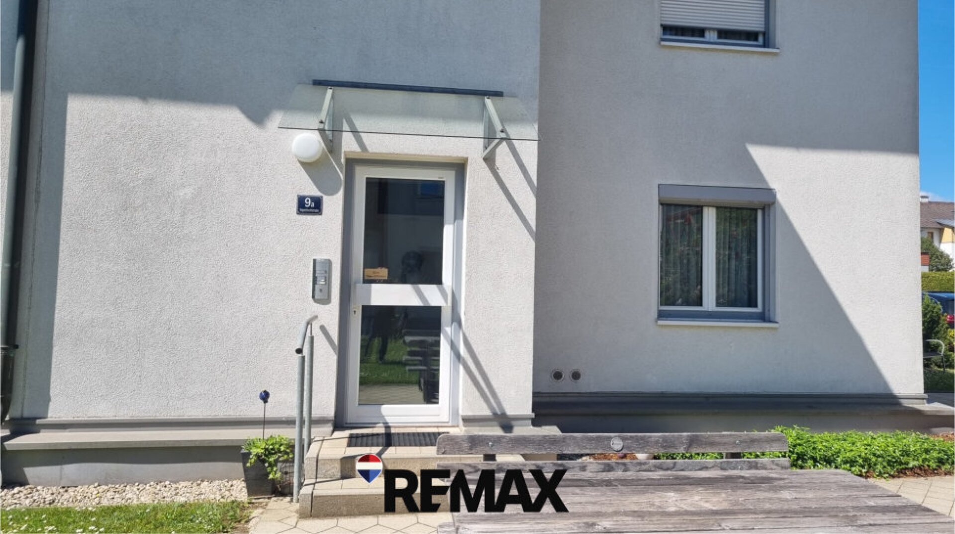 Sonnige Gartenwohnung mit Loggia & Grünblick in bester Lage von Vöcklabruck