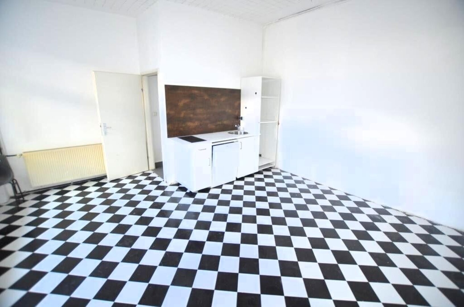 Büro u. Küche