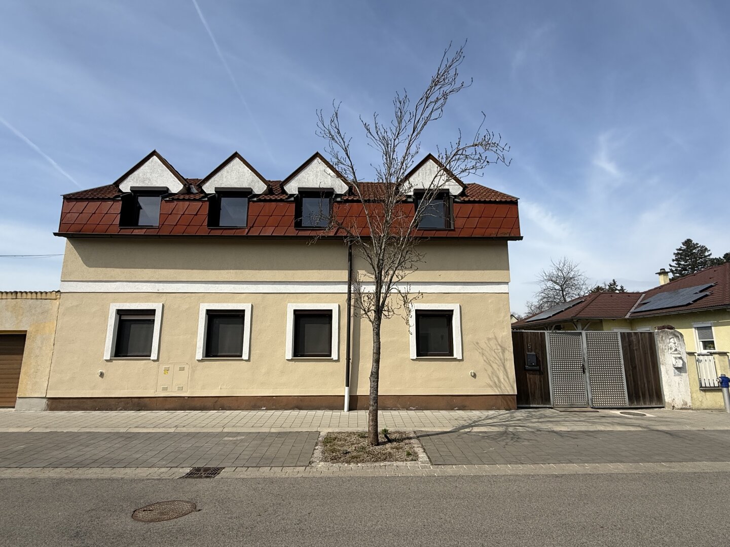1- oder 2-Familienhaus mit Zusatz-Grundstück nahe Wien