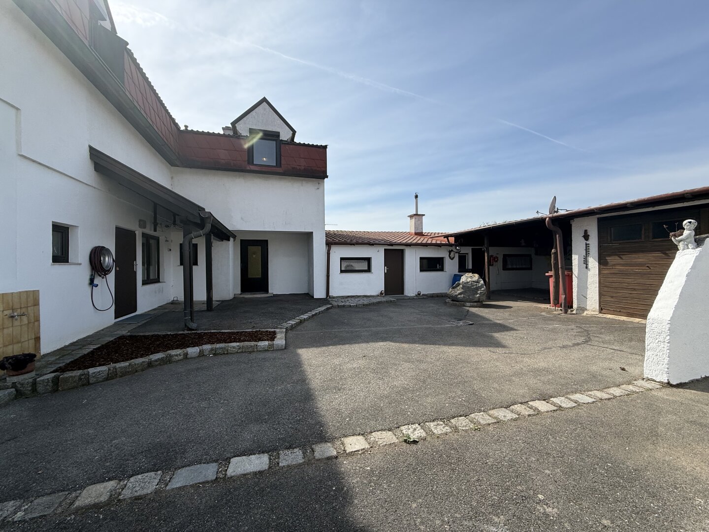 1- oder 2-Familienhaus mit Zusatz-Grundstück nahe Wien