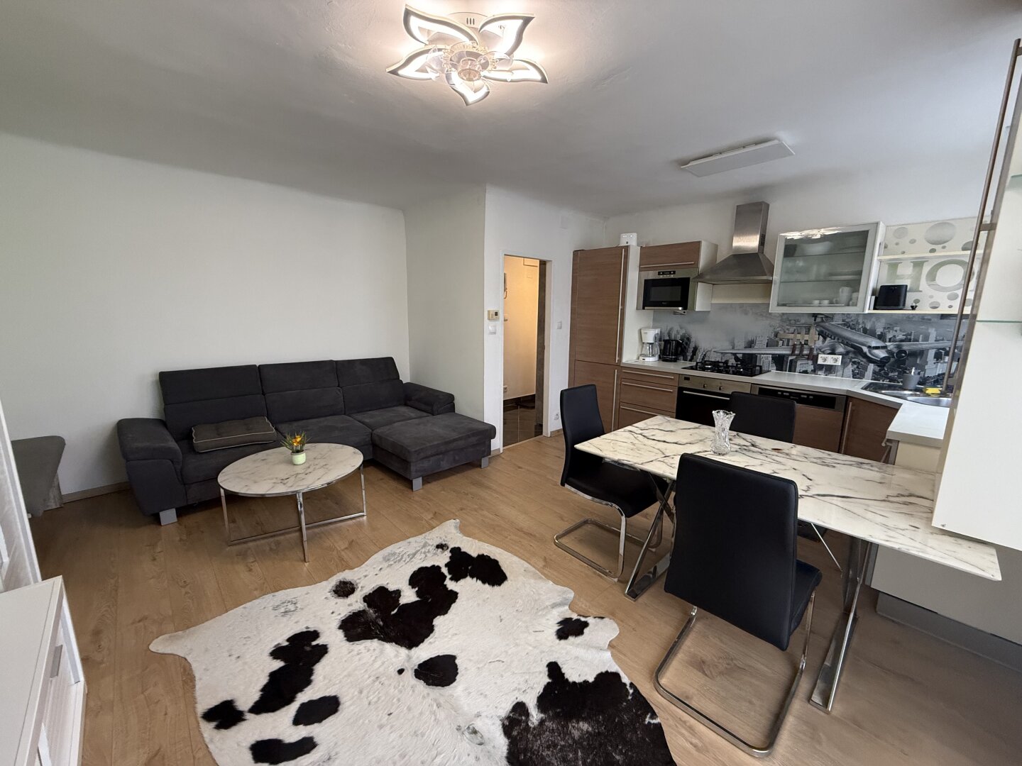 2-Zimmerwohnung mit wunderschöner 27m²-Sonnenterrasse